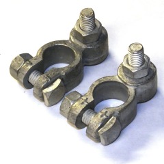 Battery terminal clamp set - Positive and negative - 8mm terminals