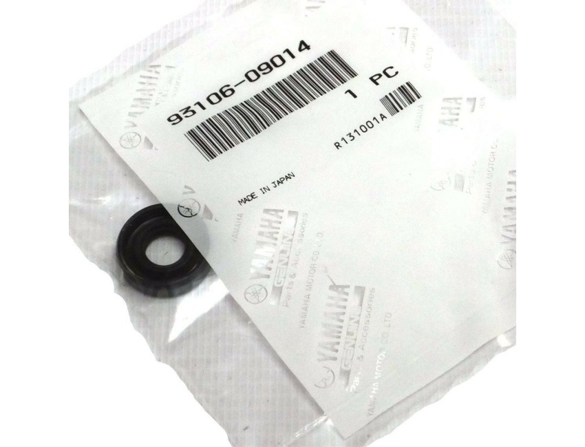 Yamaha Lower Gear Case 93106-09014 Gear selector oil seal